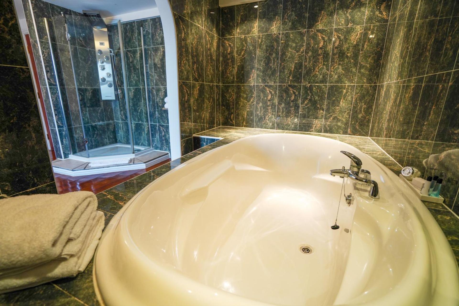 Gomersal Park Hotel & Dream Spa Zewnętrze zdjęcie
